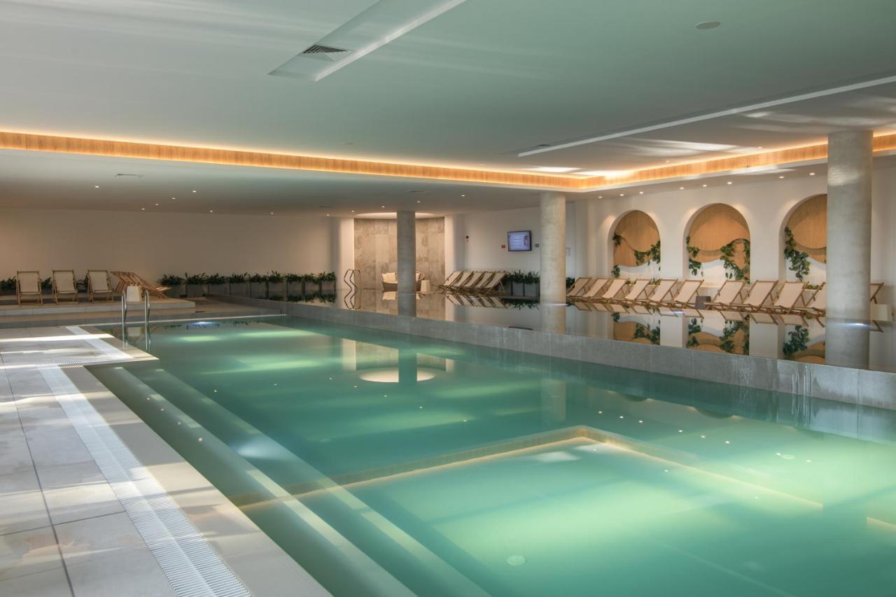 Ensana Aquahouse Ξενοδοχείο Άγιος Κωνσταντίνος και Ελένη Εξωτερικό φωτογραφία The pool at the Four Seasons Hotel, London